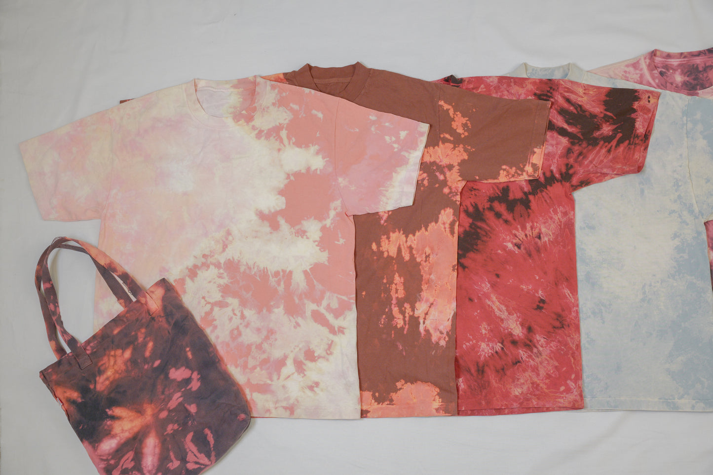 6 multicolored t-shirt bundle