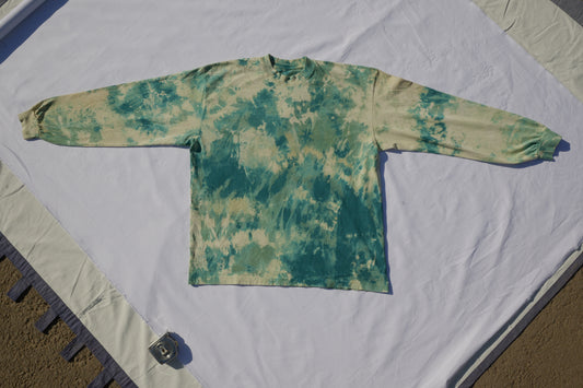 green long sleeve shirt