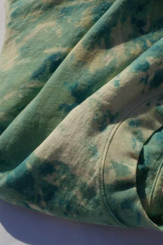 green long sleeve shirt